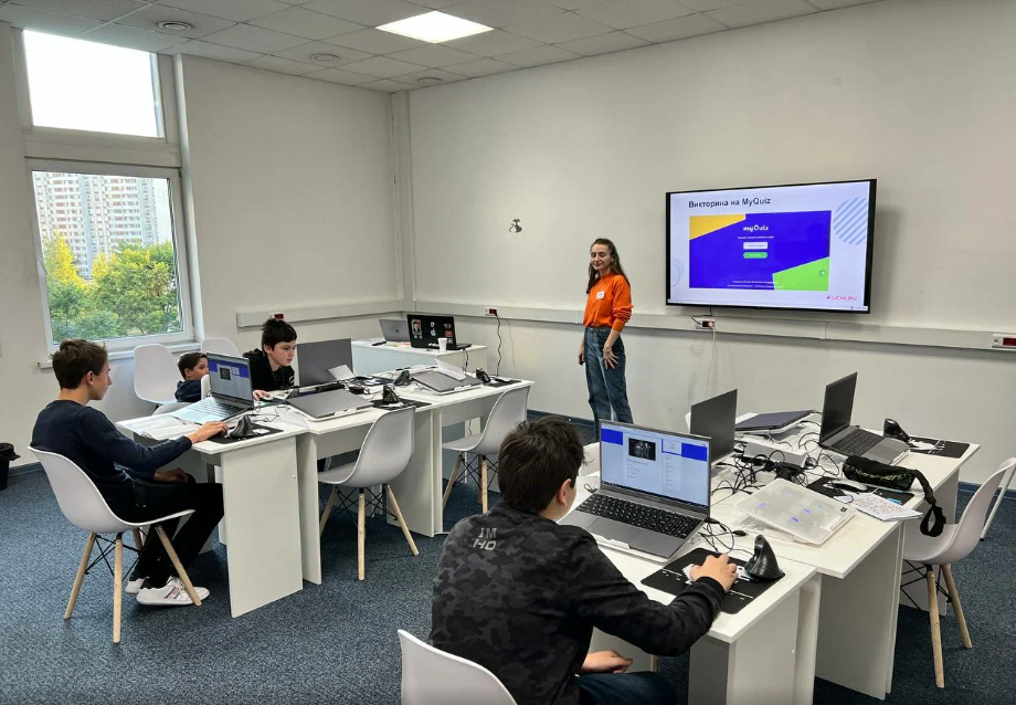 Детская школа программирования для детей 7–15 лет в Москве на Варшавском проспекте, дом 72/2  