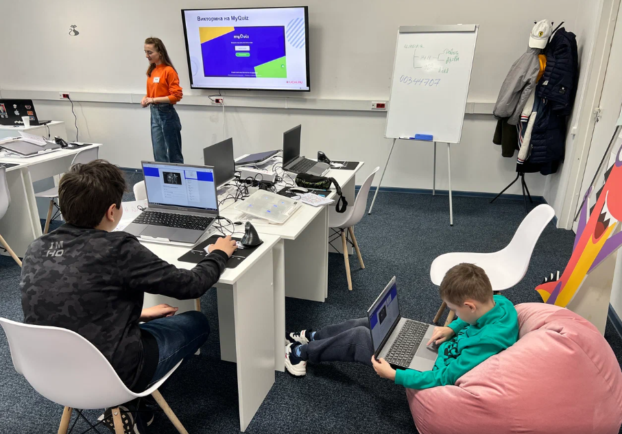 Детская школа программирования для детей 7–15 лет в Москве на Варшавском проспекте, дом 72/2  