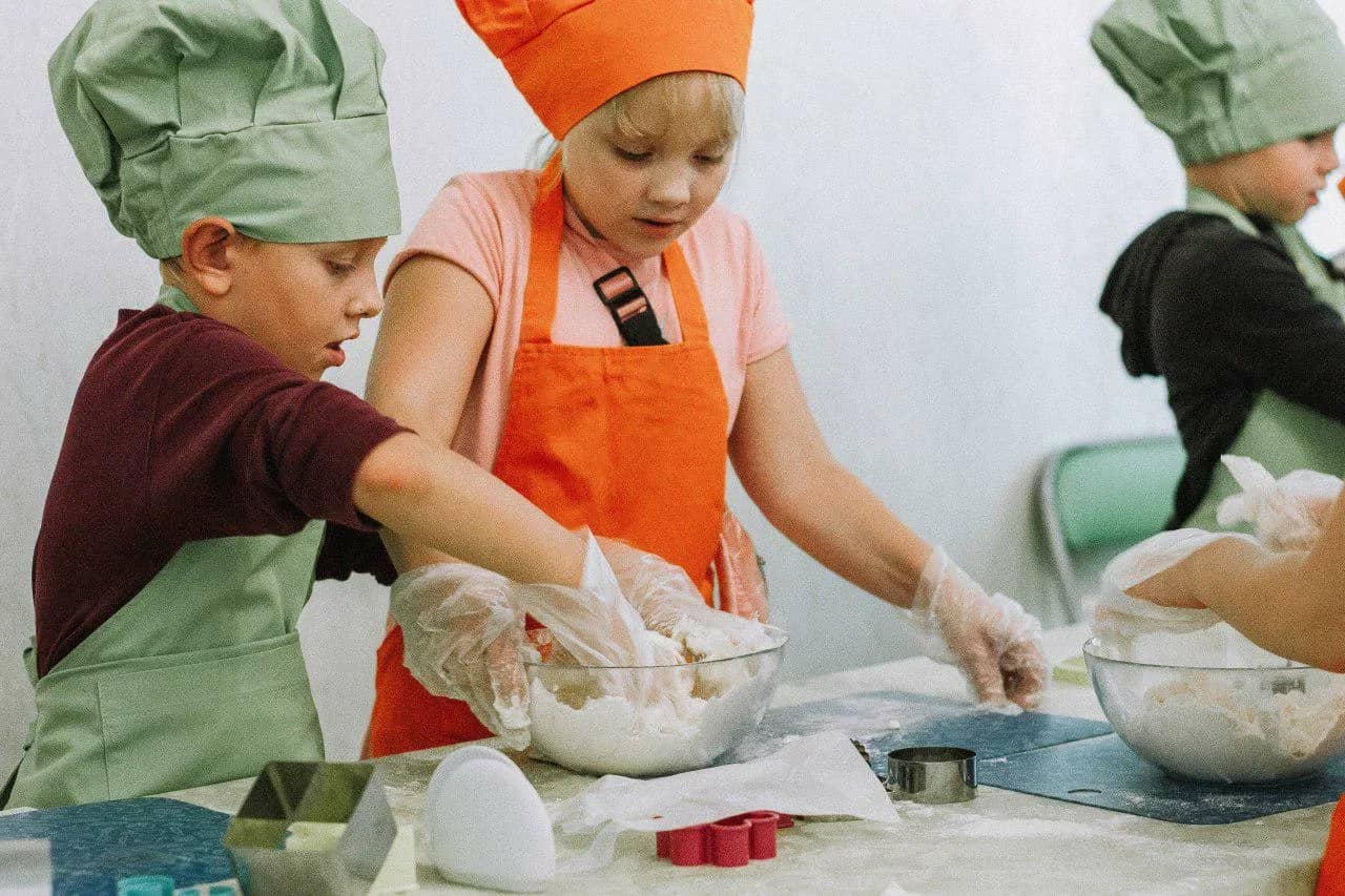 Летний тематический лагерь в 1 км от Москвы для детей  7-17 лет