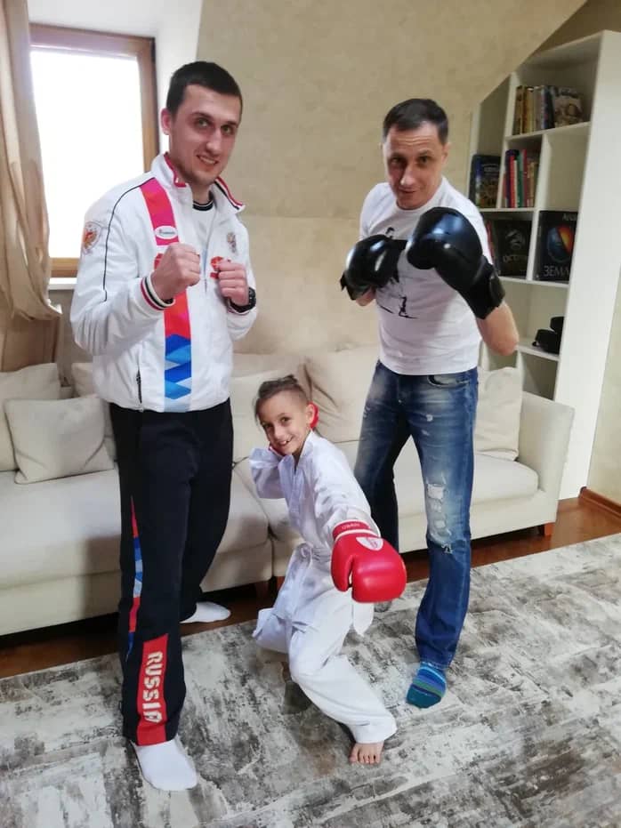 Секция карате в Москве для детей от 4Х лет Метро Октябрьское поле 